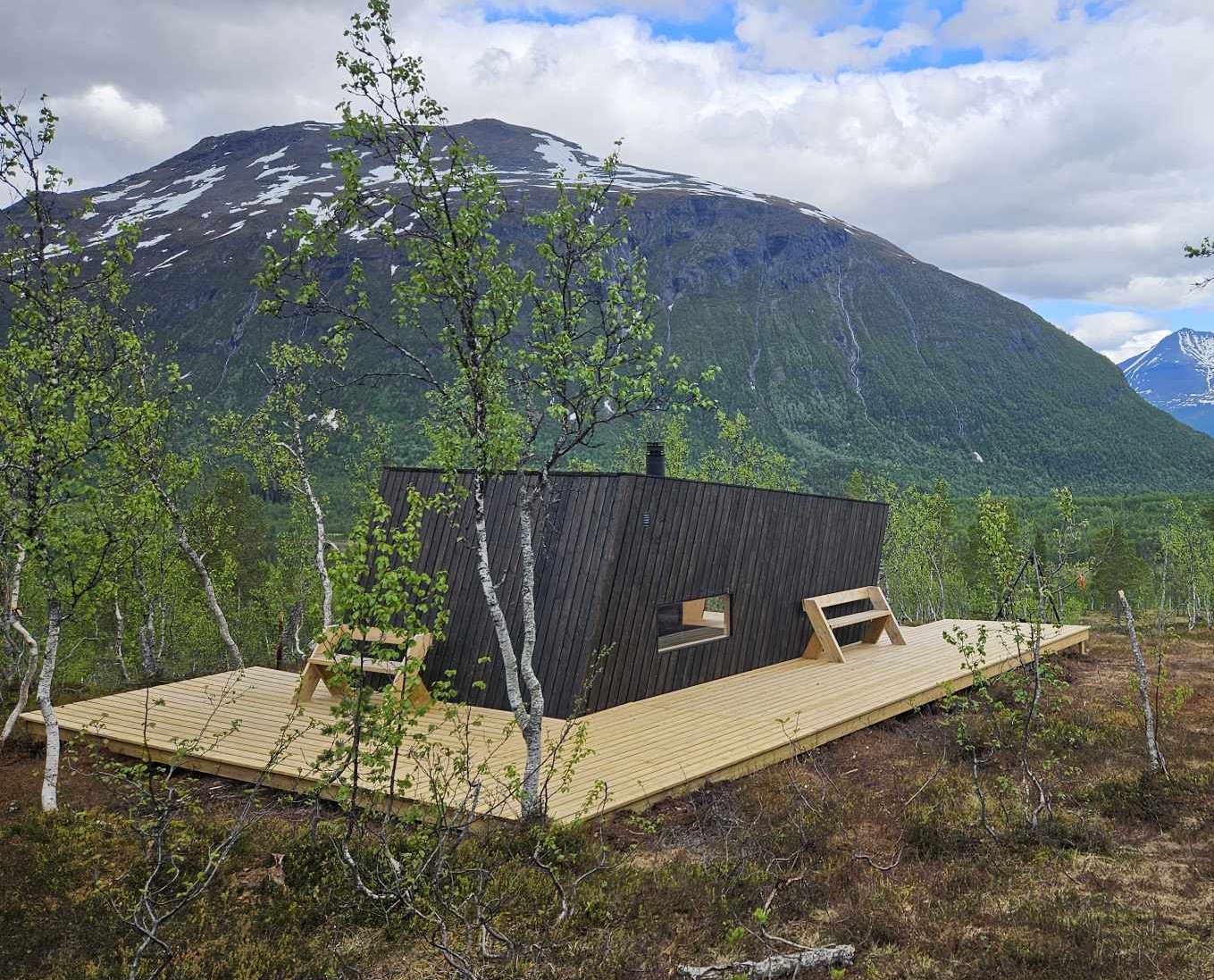 Dagsturshytta Sveinsbu, Bardu 