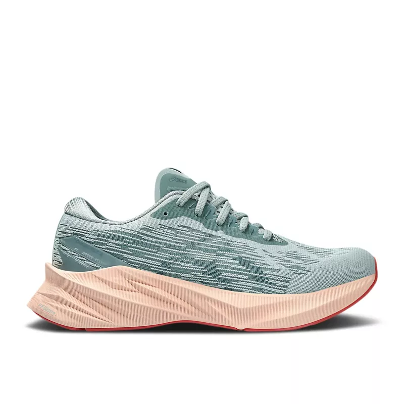 Asics Novablast 3